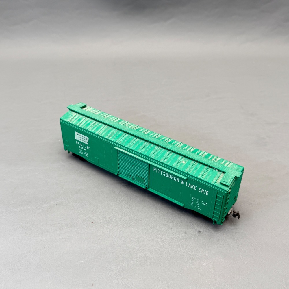 Micro-Trains MTL N 31139 P&LE Pittsburgh & Lake Erie 50' Boxcar #25369